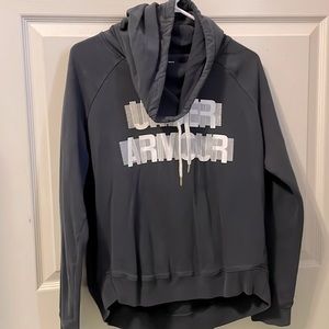 super simple black under armour hoodie!